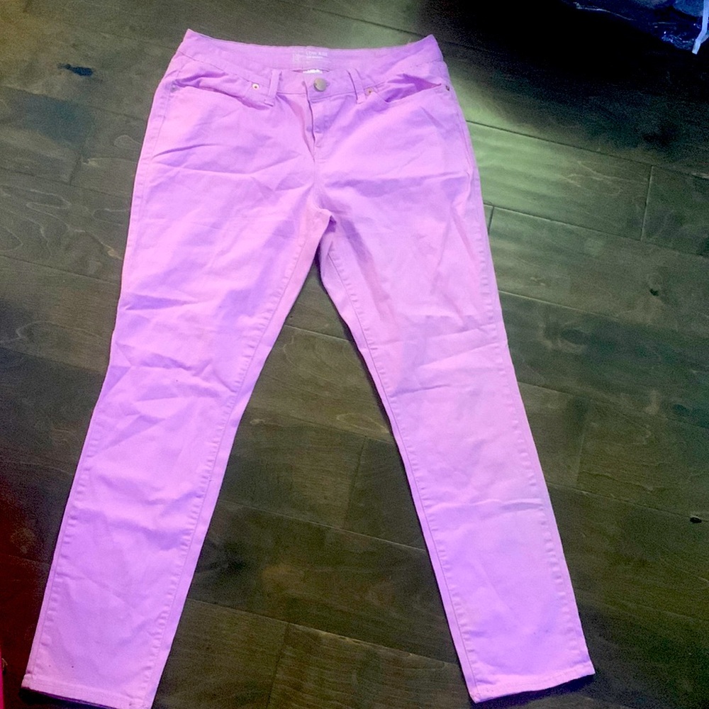 Low rise skinny jeans